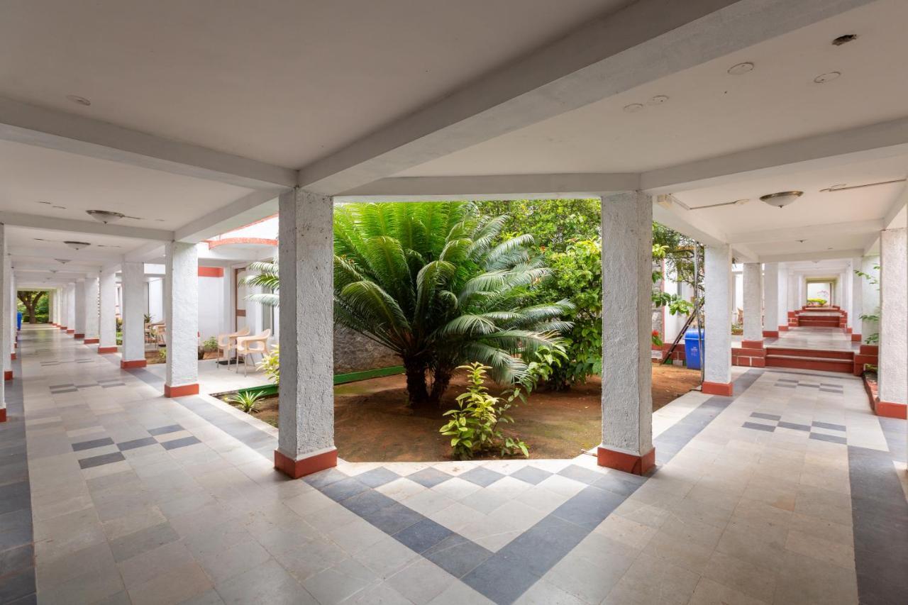 Kstdc Hotel Mayura Bhuvaneshwari Kamalapur Hampi Ngoại thất bức ảnh