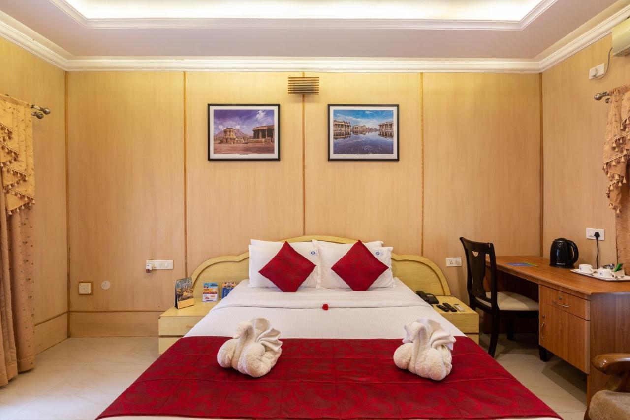 Kstdc Hotel Mayura Bhuvaneshwari Kamalapur Hampi Ngoại thất bức ảnh