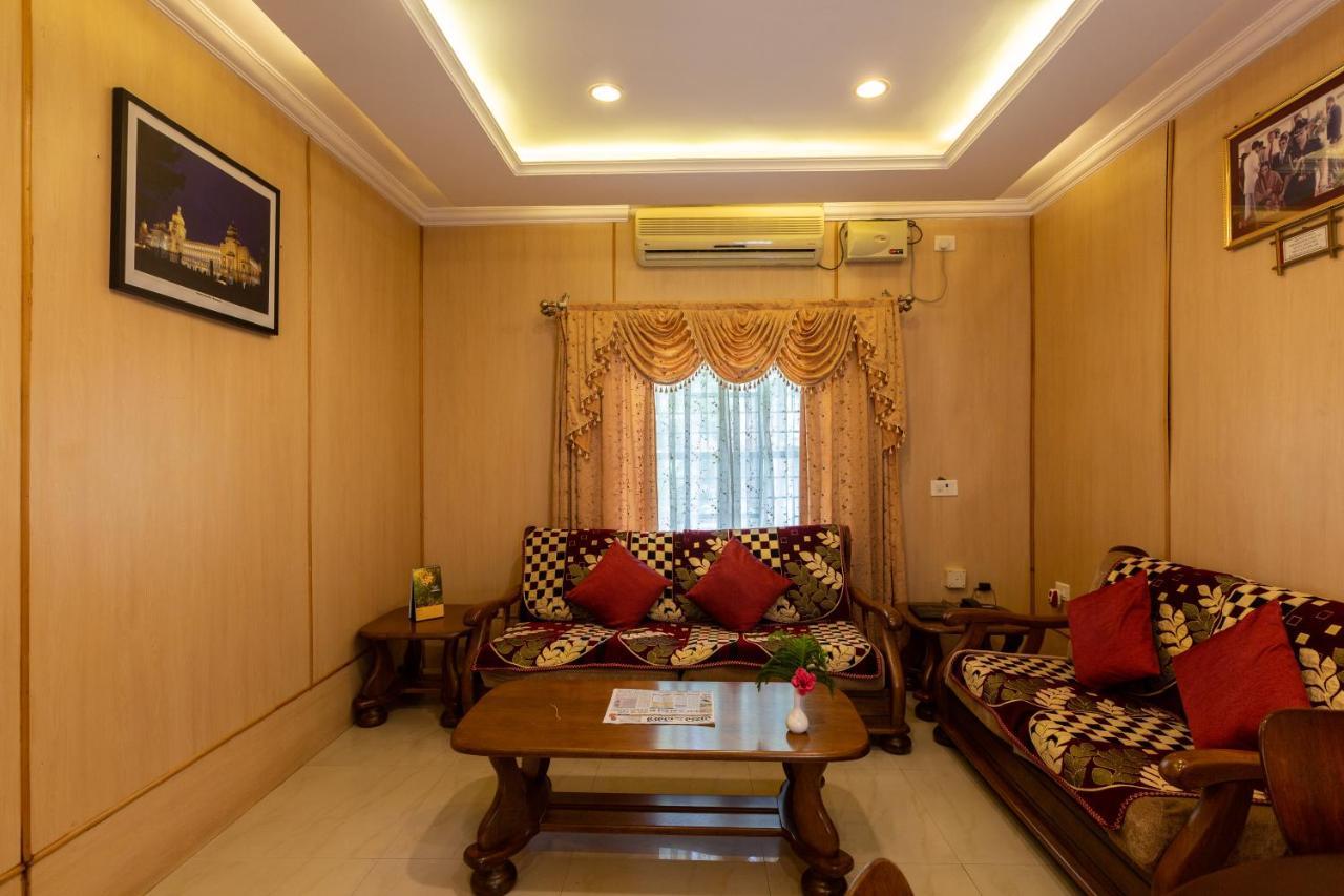 Kstdc Hotel Mayura Bhuvaneshwari Kamalapur Hampi Ngoại thất bức ảnh