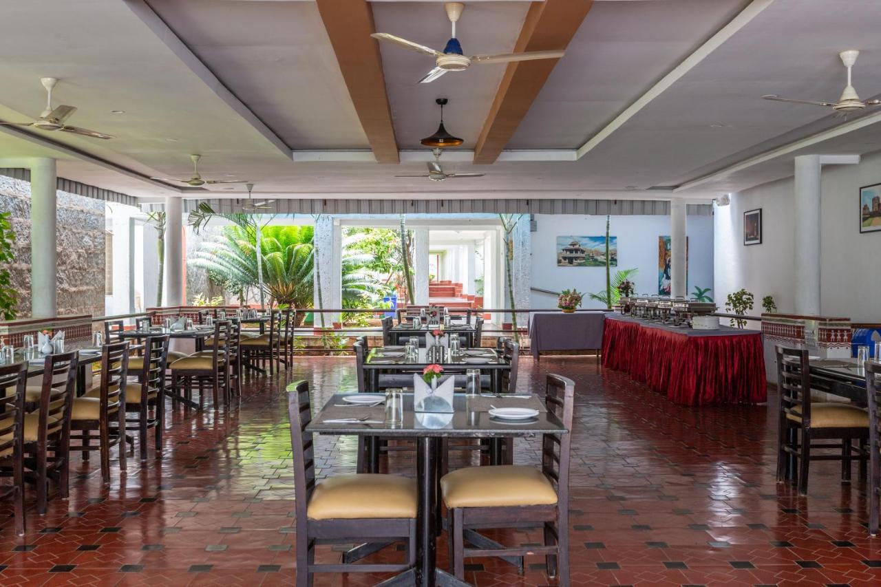 Kstdc Hotel Mayura Bhuvaneshwari Kamalapur Hampi Ngoại thất bức ảnh