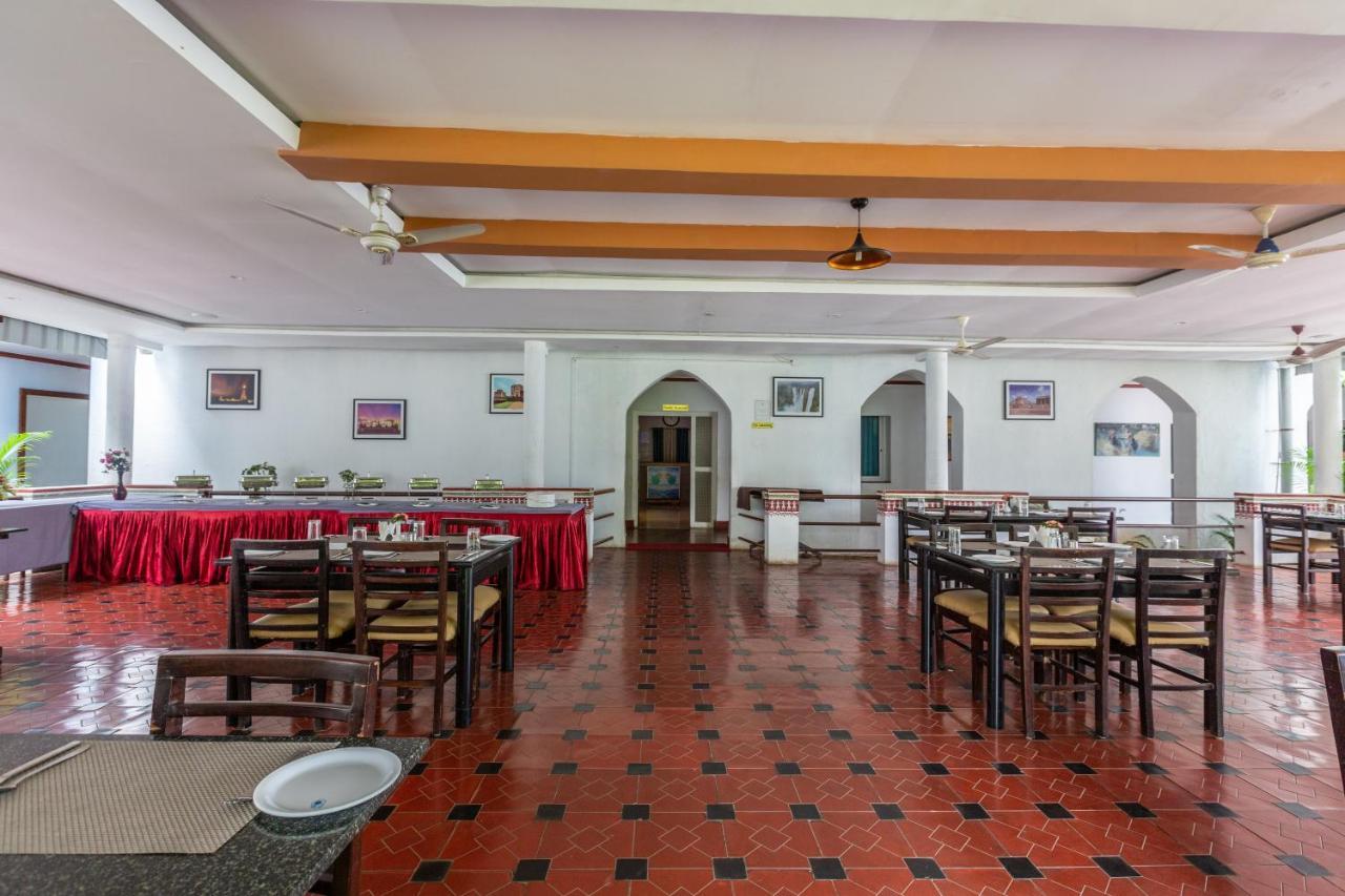 Kstdc Hotel Mayura Bhuvaneshwari Kamalapur Hampi Ngoại thất bức ảnh
