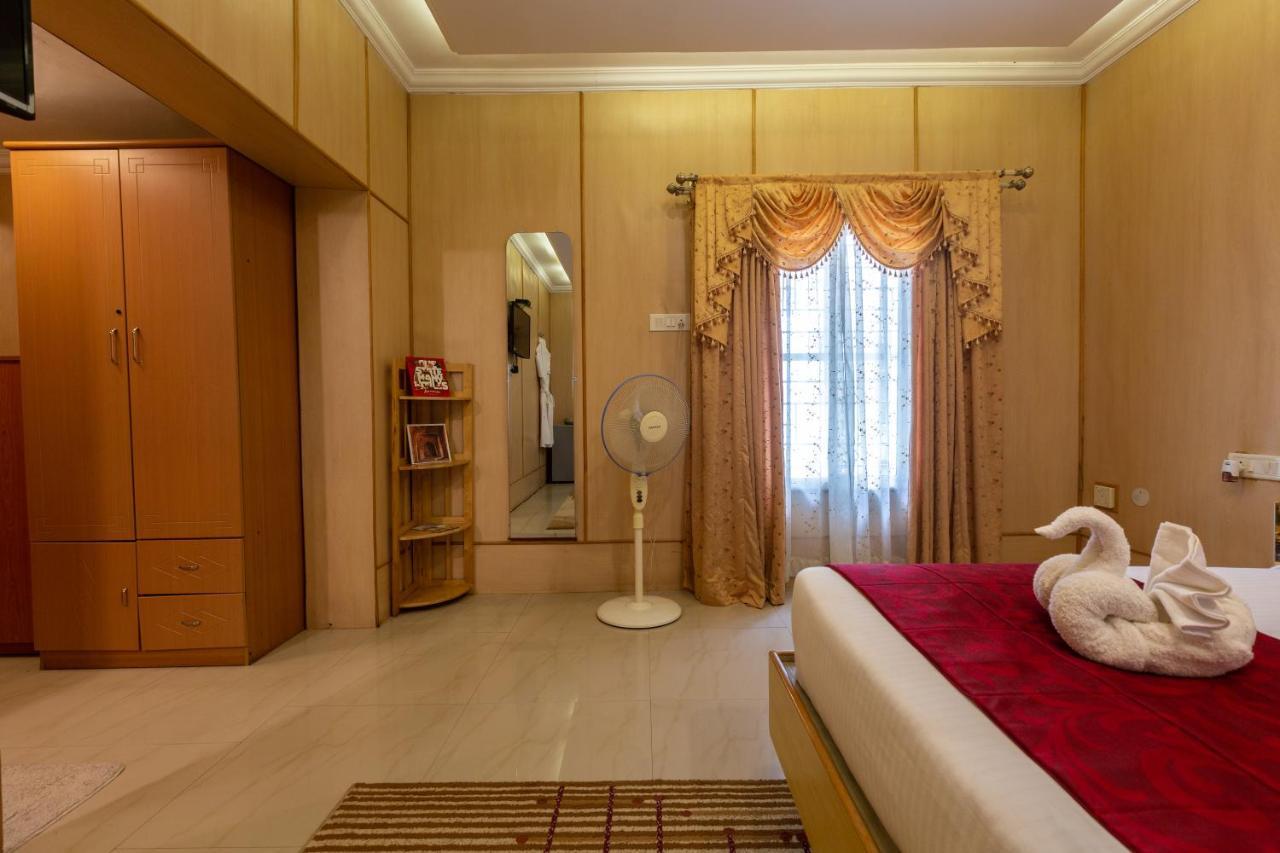 Kstdc Hotel Mayura Bhuvaneshwari Kamalapur Hampi Ngoại thất bức ảnh